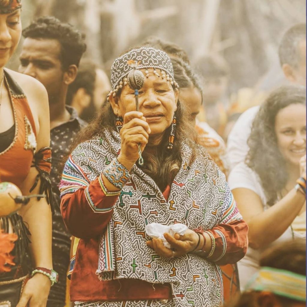 Ritual de purificación del pueblo Shipibo-Conibo